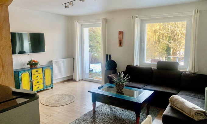 Bad Schwartau Apartment | Cozy 2 room apartment with XXL garden in the center of Bad Schwartau, close to the Baltic Sea!