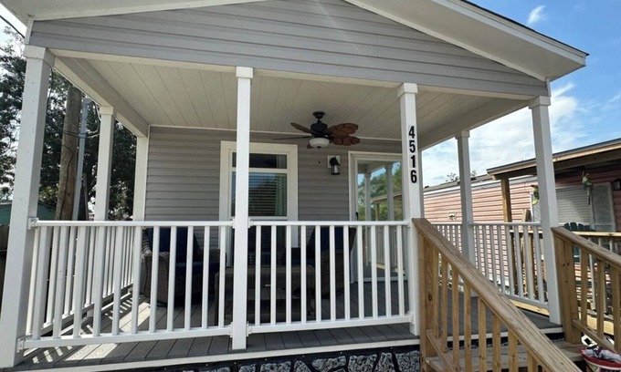 Bacliff House | Cozy 2BED 2BATH Home with central AC