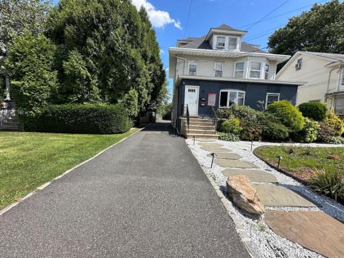 Elizabeth Apartment | Cozy 2BR Basement Apartment with Private Entry & Parking in Elizabeth, NJ