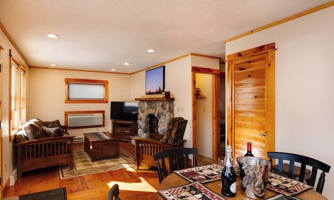 Lake Placid Cabin | Cozy 2BR Cabin with Full Kitchen, outdoor BBQs, campfire pits, and more!