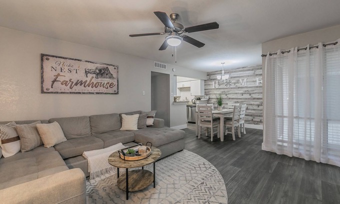 Arlington Apartment | Cozy 2BR Farmhouse Apt - Sleeps 8 - FREE Parking!