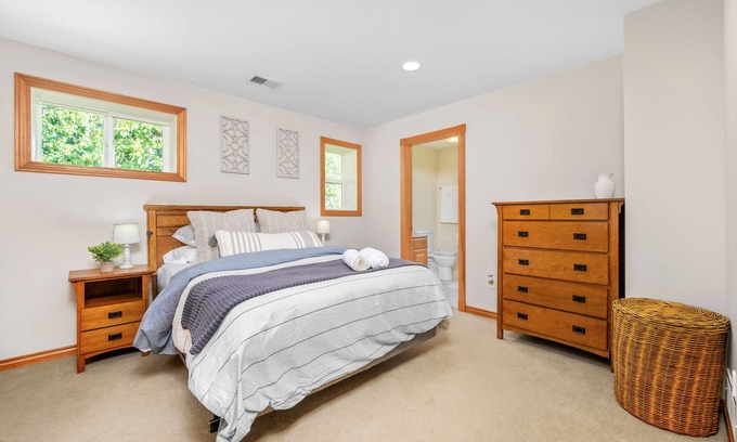 Traverse City House | Cozy 2BR - Heated Bath Floors - Close To town