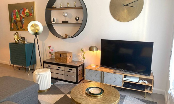 Tregastel Apartment | Cozy 3* Apt with Free WIFI, 200m from Beach, Central Trégastel