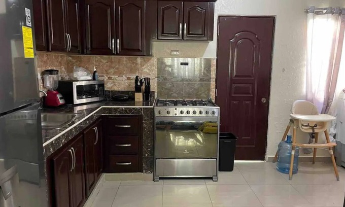 Bani House | Cozy 3-bedroom apartment with WiFi, in Bani pet friendly