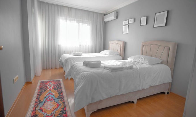 Sisli Apartment | Cozy 3-bedroom apartment in amazing Istanbul with AC, WiFi
