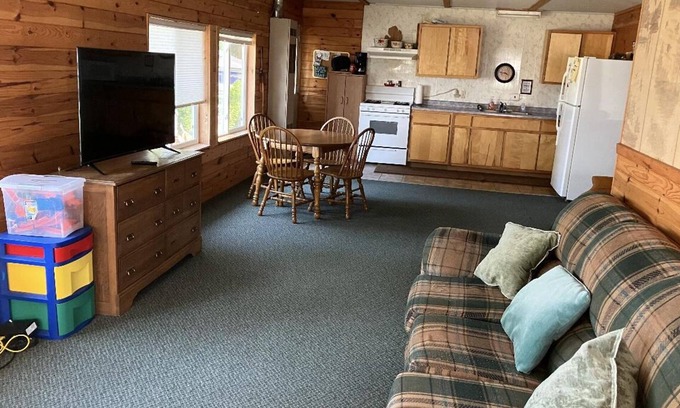 Manistique Cabin | Cozy 3-bedroom cabin in peaceful Manistique on Indian Lake with wifi and cable