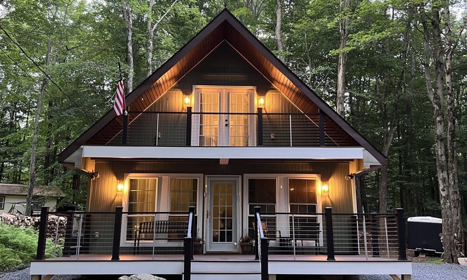 Locust Lake Village Ski Chalet | Cozy 3 Bedroom Chalet with Hot Tub