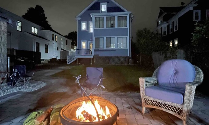Readville Apartment | Cozy 3 bedroom close to the city