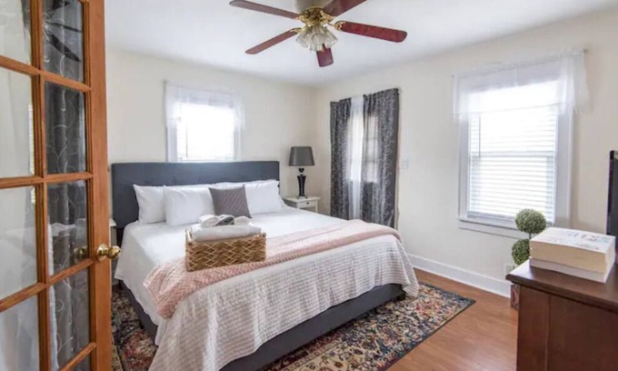 La Salle House | Cozy 3 Bedroom Home Starved Rock Pets Welcome