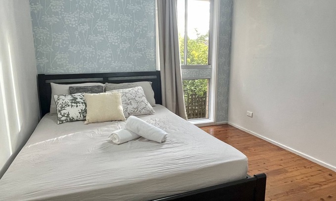Eschol Park House | Cozy 3 bedroom house at Eschol Park - good location, convenient and comfortable