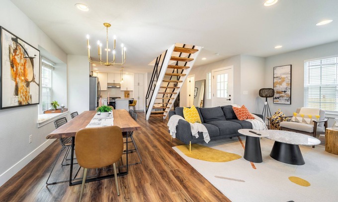 Dakota Station House | Cozy 3-bedroom house in lovely Littleton with AC, WiFi