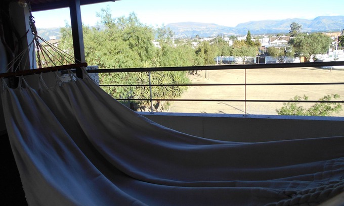 Tumbaco House | Cozy 3-bedroom house with WiFi, fitness room in charming Quito - Tumabaco