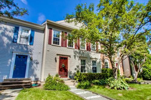Fairfax House | Cozy 3-bedroom townhome in Fairfax