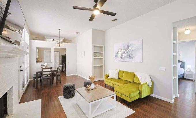 Lewisville House | Cozy 3 BR close to DFW, Lake Lewisville, Grapevine