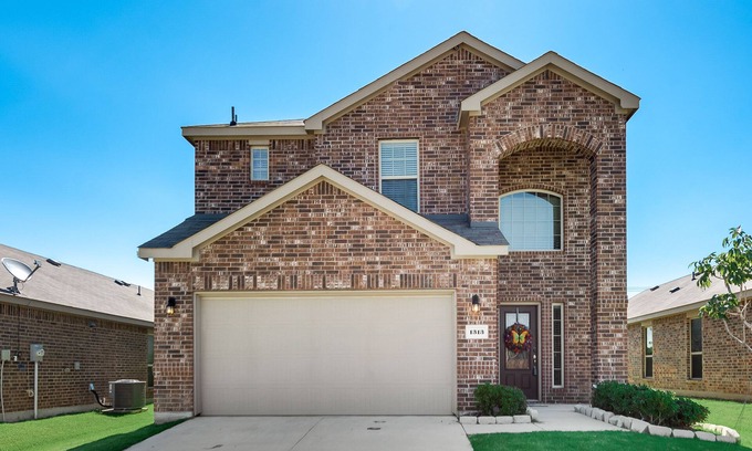 Denton County House | Cozy 3bedroom home nearToyota Stadium, Sandy Beach, Lewisville & Denton, TX