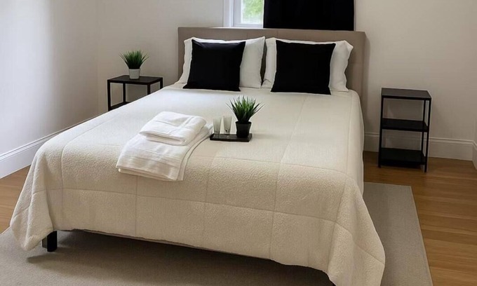 Quincy Apartment | Cozy 3BR Apartment Near Boston &Beach & Free Parking