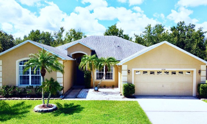 Crescent Lakes House | Cozy 4 Bed Pool Home with Spa-5330CVL