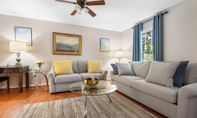 Montgomery Village House | 🌲☀️Cozy 4 Bedroom Home Away from Home☀️🌲