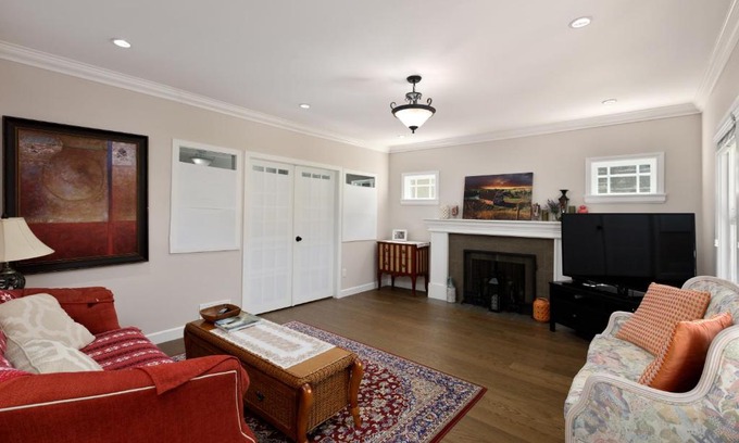 Dunbar House | Cozy 4-bedroom home in Vancouver