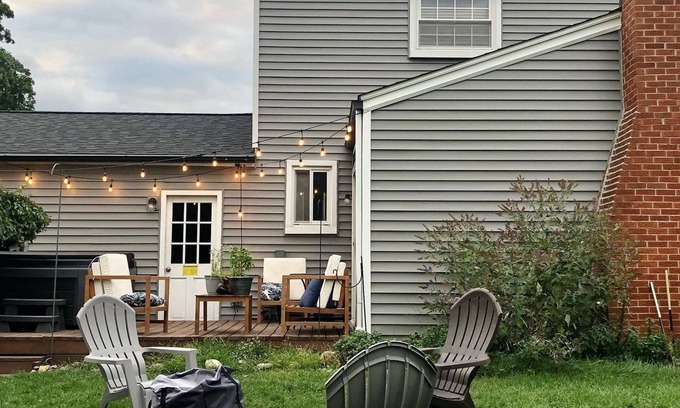 Plymouth House | Cozy 4 bedroom home with hot tub