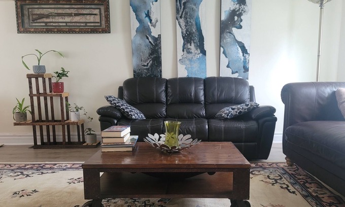Dartmouth House | Cozy 4 Bedroom House for 8 people