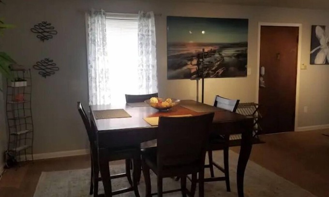 Brighton House | Cozy 4br home near airport/light rail and downtown Seattle