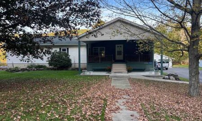 Wellsboro House | Cozy 4BR Home w/Mountain Views + Firepit