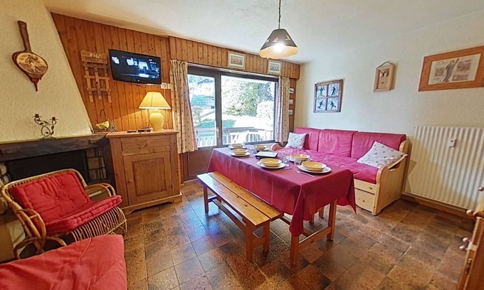 Le Grand-Bornand Apartment | Cozy 6-person apt, 300m to slopes, fireplace, parking - Le Grand-Bornand