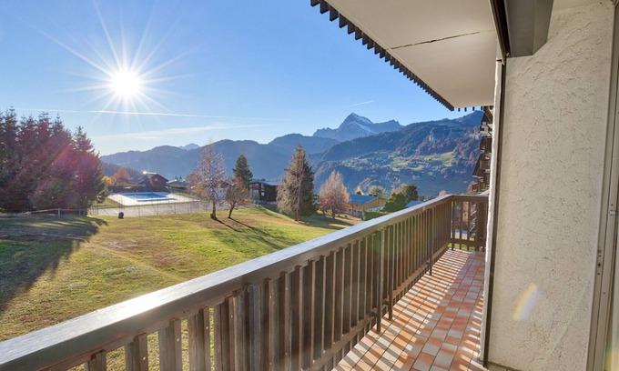 Notre-Dame-de-Bellecombe Apartment | Cozy apartment in Notre-Dame-de-Bellecombe, pool, ski-in/ski-out
