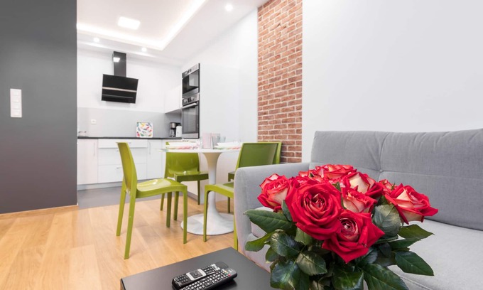 Stare Miasto Apartment | Cozy, air-conditioned apartments in the Old City - CityHeaven Apartments