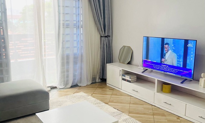 Central Kampala Apartment | Cozy amazing one bedroom unit Mariam