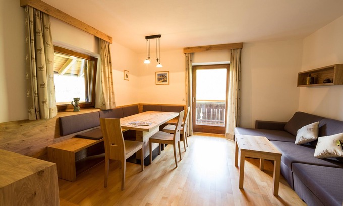 San Lorenzo di Sebato Apartment | Cozy and bright nature holiday apartment IDYLLIK