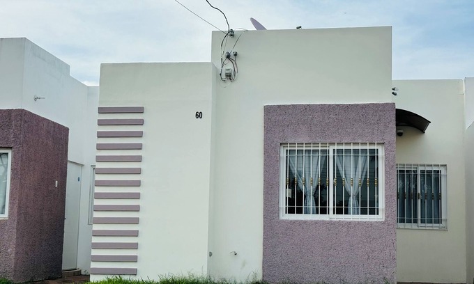 San Miguel House | cozy and comfy 2-bedroom San Miguel retreat