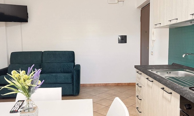 Fuscaldo Apartment | Cozy and modern apartment by the sea