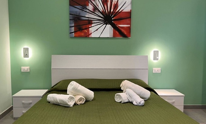 Paola Apartment | Cozy and modern apartment a stone's throw from the sea