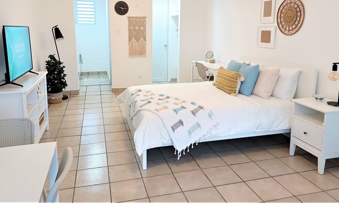 La Pared Apartment | Cozy and perfect for a couples retreat. Super close to the beach and restaurants