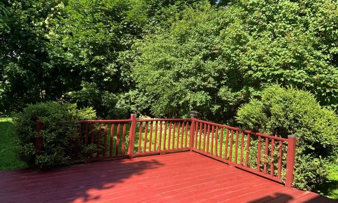 Barrie Apartment | Cozy and Private Lower level apartment