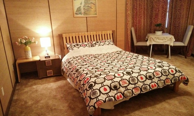 Richmond House | Cozy and quiet room, separate living room and kitchen suite