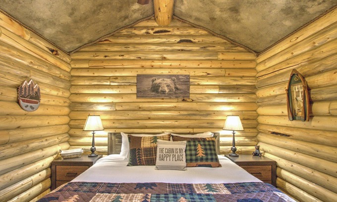 Lazy Acres Cabin | Cozy and Rustic "Bear Themed" Cabin~private pond and 7 miles to YNP entrance!
