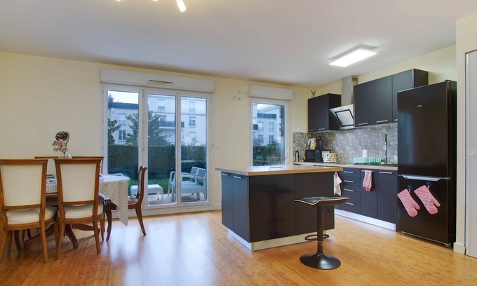 Montevrain Condo | Cozy and sweet garden apartment - Disneyland Paris