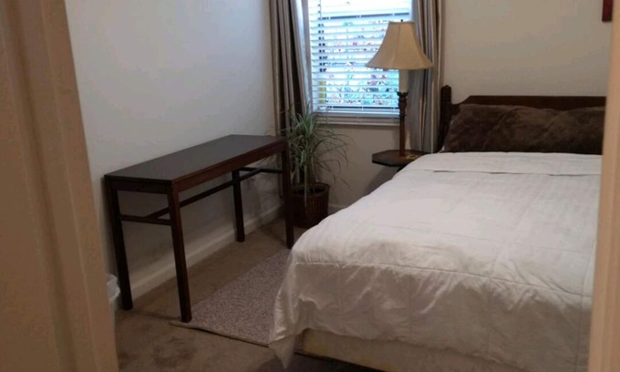 North Augusta Apartment | Cozy and warm