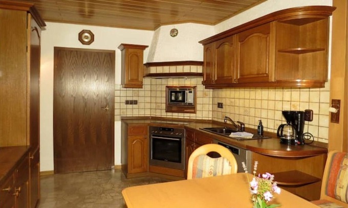 Weiden in der Oberpfalz Apartment | Cozy apartment with terrace near Weiden