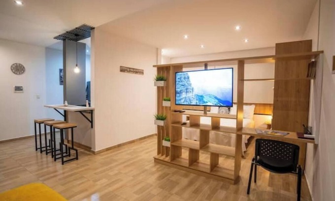 San Jose de Cucuta Apartment | Cozy apartestudio Zona Rosa Spaces Coworking