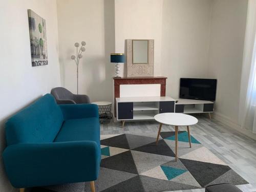 La Celle-sous-Gouzon Apartment | Cozy apartment near Aix-en-Provence
