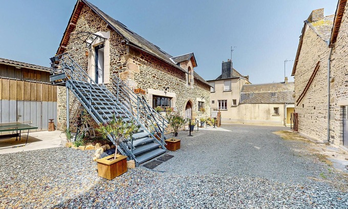 Neuilly-le-Vendin Apartment | Cozy apartment in Neuilly le Vendin