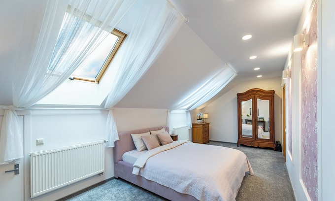 Kaunas Apartment | Cozy apartment by the river near old town