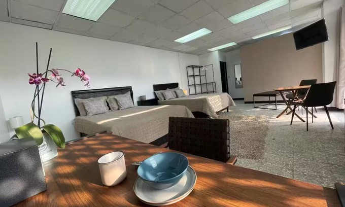 Amon Apartment | Cozy Apartment Central Location