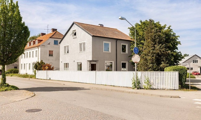 Kopingebro House | Cozy Apartment;close to beach, nature, train, grocerystore, nature reserve, Ystad