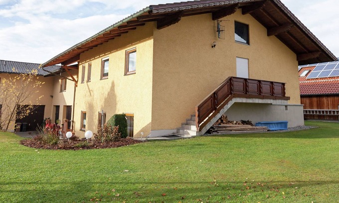 Ruhmannsfelden Apartment | Cozy Apartment in Ruhmannsfelden with Swimming pool