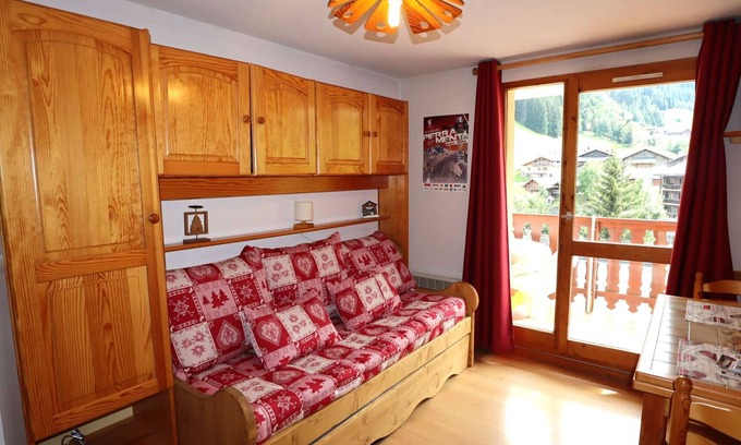 Areches Apartment | Cozy apartment for 4 in Arêches-Beaufort, close to ski lifts, shops, and pool